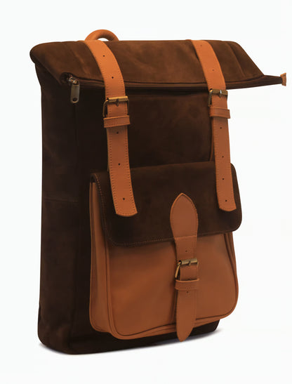 Handgefertigter Rolltop Rucksack aus Wildleder & Leder – Minimalistischer Backpack in Dunkelbraun